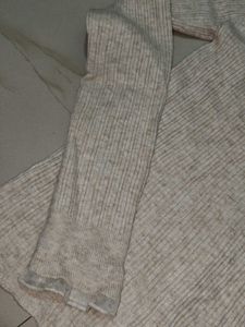 Elegant Knit Top with Lace Detail