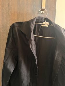 Men's Black Button-Down Shirt