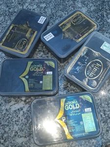 5 Empty Dates Container