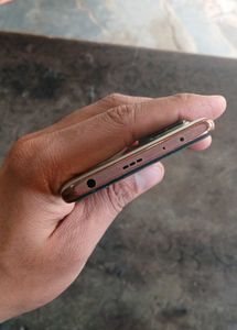 Used Smartphone - (Not Working)