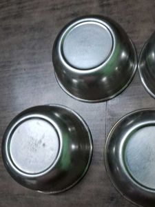 Set of 6 Stainless Steel Bowls