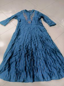 Avaasa Silk Anarkali Kurty