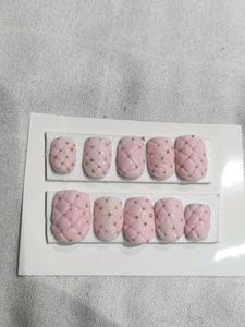 Pink Quilted Press-On Nails