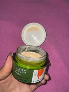 Lotus Botantical Face Lighting Cream For Women’s