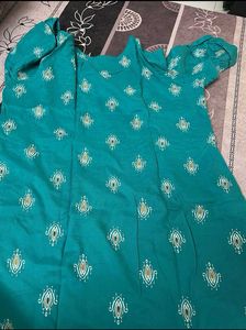 Avaasa Teal Printed Kurti - XL