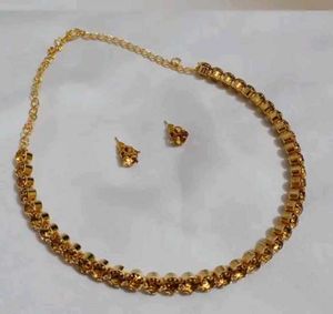 Elegant Gold-toned Necklace Set