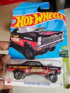 Hotwheels 65 Mercury Comet Cyclone ( New Unopend )