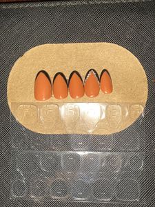 Press-on Nails