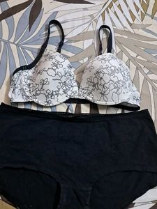 Corset  Top Bra PANTY  In Imported Fabric