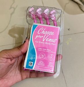 Pink Gillctte hair Razors (Set of 4)