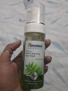 Himalaya Purifying Neem Face Wash