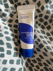 Sealed Isntree Sun Gel