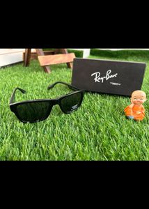 Original Guess Brand Sunglasses For Sale