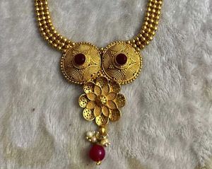 Golden Necklace &amp; Earring Set