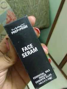 Mac Prep +Prime Face Serum