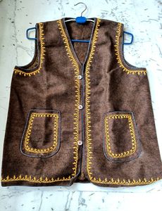 Sleeveless Embroidered Jacket For Men