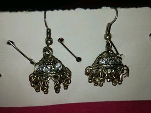 Small Cute Light Weight Jhumka, Little earrings