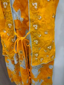 Cute Yellow Girls Clothing