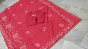 Beautiful Saree With Blouse 💝