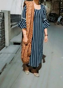 Striped Women&#39;s kurti