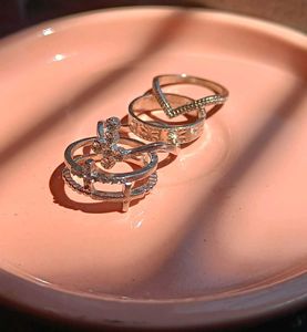 4 Beautiful Elegant Finger Rings ❤️