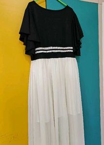 Elegant Black &amp; White Maxi Dress