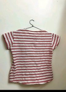 Red &amp; White Women&#39;s T-shirt📍