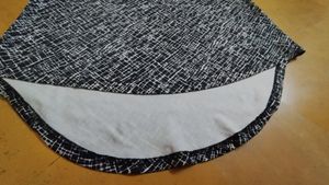 High low monochrome print top