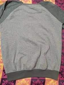 Gray DAIDO Sweatshirt