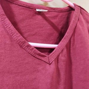 V-neck Tshirt