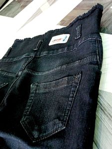 Black Skinny Jeans