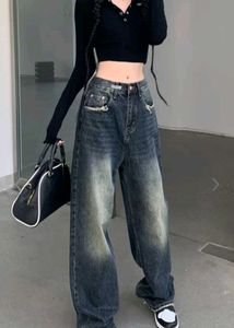 Baggy denim jeans