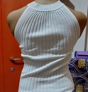 White Ribbed Round Neck Top