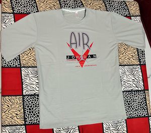 Air Jordan T-ShirtNIKE