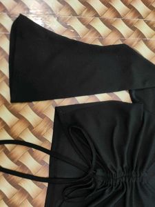 Black Bell Sleeve Top