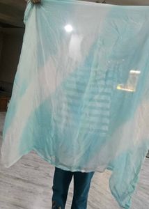 Elegant Green Floral Throw Blanket