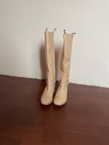 2 in 1 boots