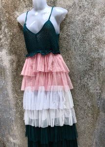 V. GORGEOUS FLARED PARTY DRESS