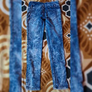 Women&#39;s Jeans