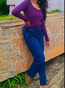 Guess Jeans Purple Sweater