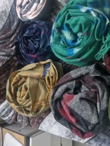 Assorted Scarves &amp; Stoles 16 pcs lot