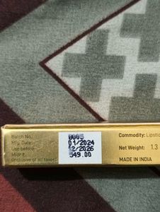 Ultimate long-stay matte lipstick