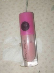 Revolution Blush Bomb