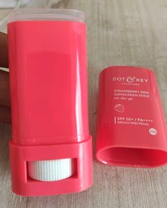 Dot &amp; Key Strawberry Sunscreen Stick UNUSED