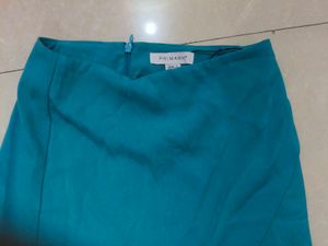 women wrap skort