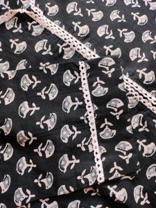 Patterned Top with Lace Detail