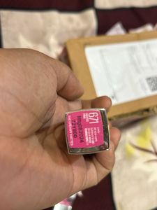 2 Maybelline Lipstick- Heated pink,Flaming Fuschia