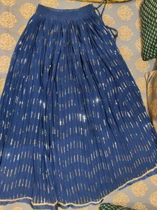 Heavy Lehenga with free jewellery!