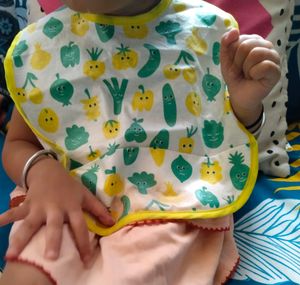 New Branded Bibe For Kid&#39;s Pack Of 1