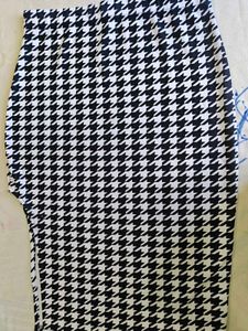 Houndstooth Pencil Skirt with slit
